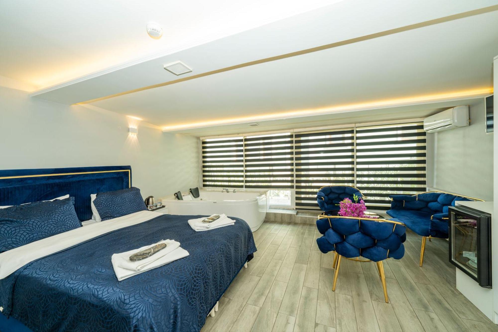 Luce Suites Taksim Istanbul Exterior photo